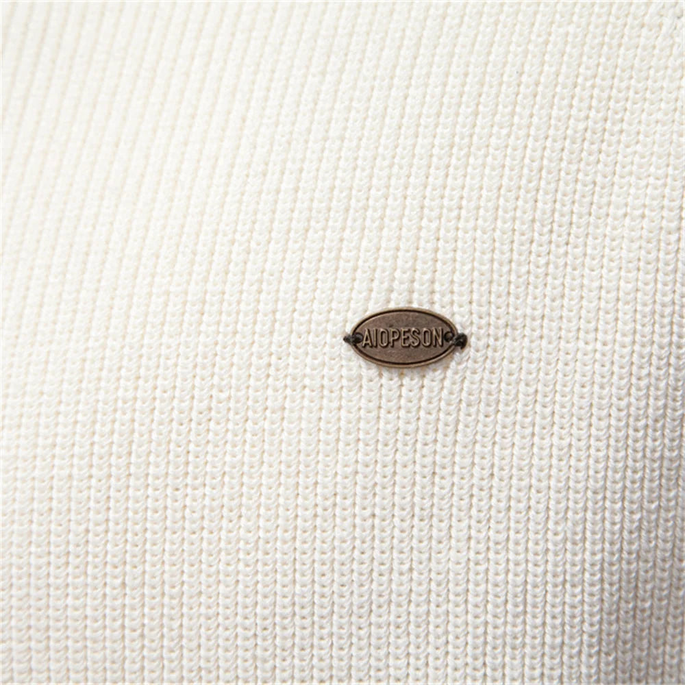ZIPPERED PULLOVER FOR MEN